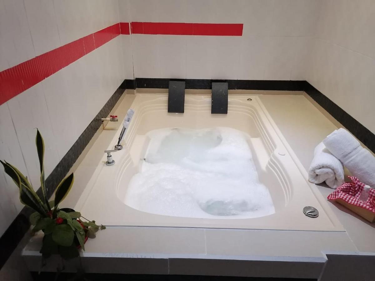 Casa Amazilia Hotel Leticia Luaran gambar
